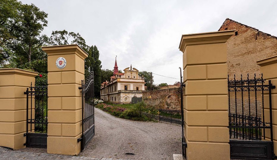 Zámek Úholičky, Roztocká , Czech Republic (Czechia)